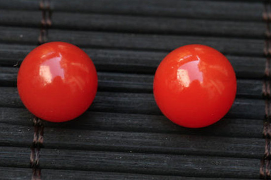 玛瑙和玉髓的区别哪个好