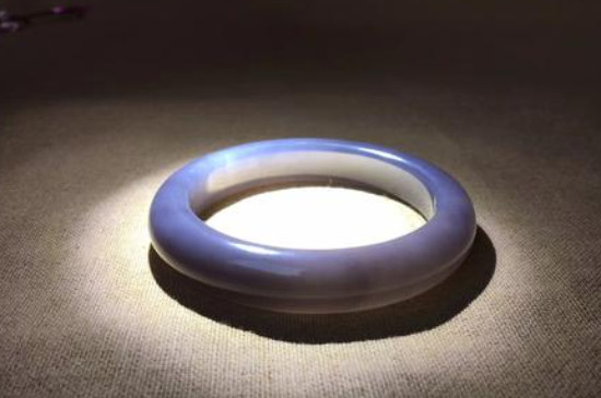 青海料和田玉什么特点