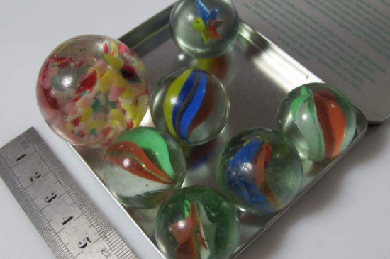 玻璃和玛瑙怎么分辨