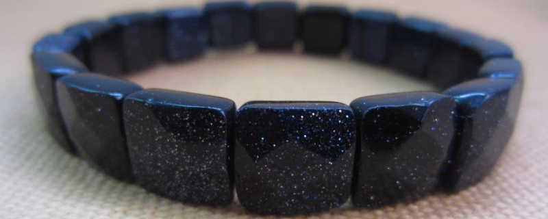 蓝砂石的寓意和禁忌