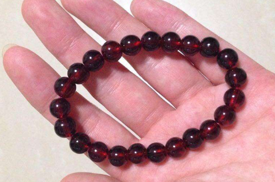 新买的石榴石手链需要消磁吗