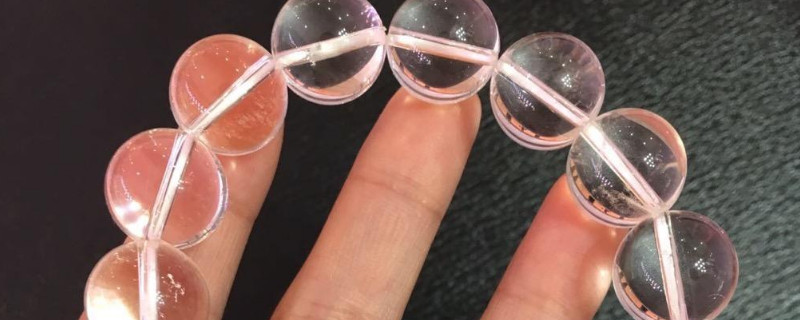 水晶手串怎么穿