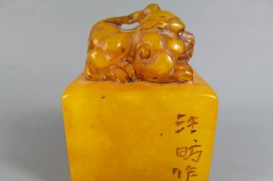 田黄石是什么东西