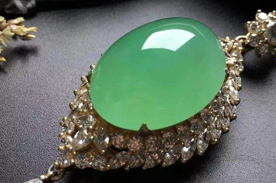 碧玉和翡翠有什么区别