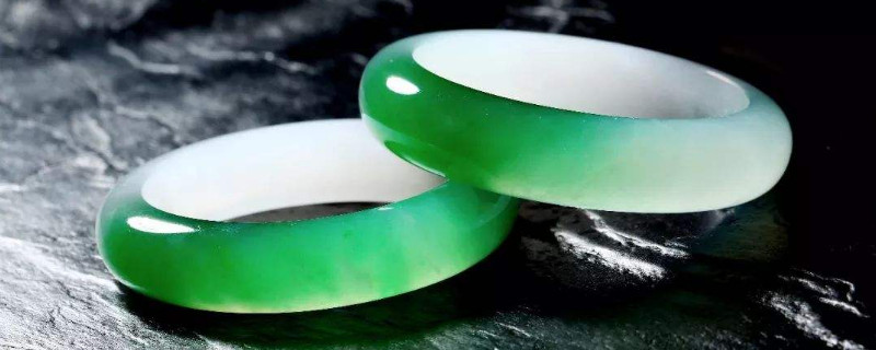 鉴别a货翡翠常用的方法有哪些