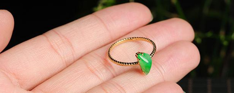 翡翠棉线和裂纹的区别