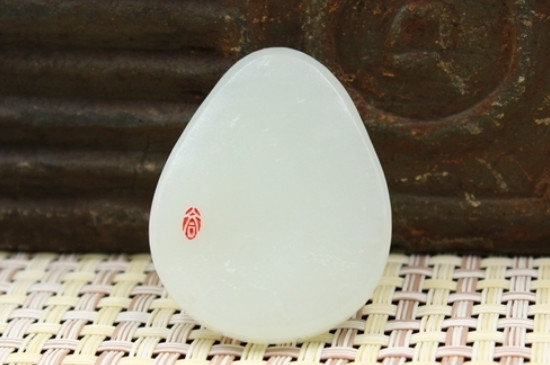 于田料是羊脂玉吗