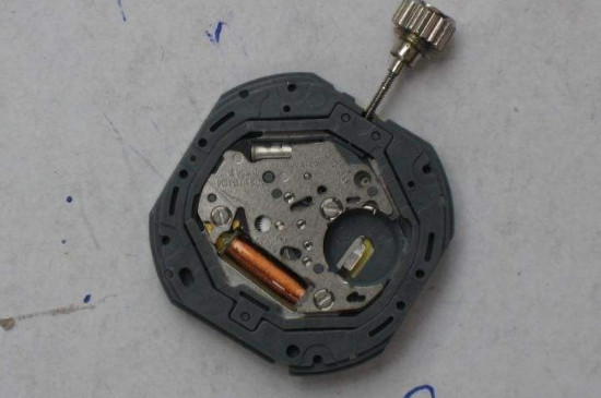 机芯石英表是什么意思