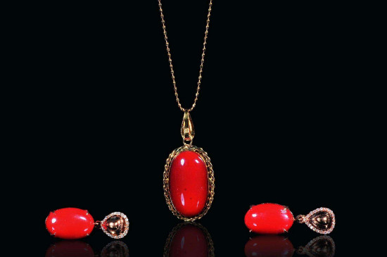 项链打了一个死结怎么解开