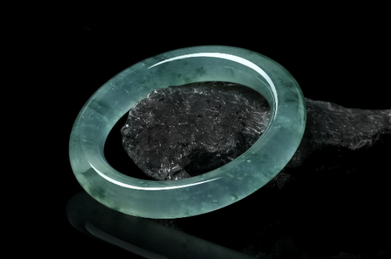 a货和b货翡翠的区别