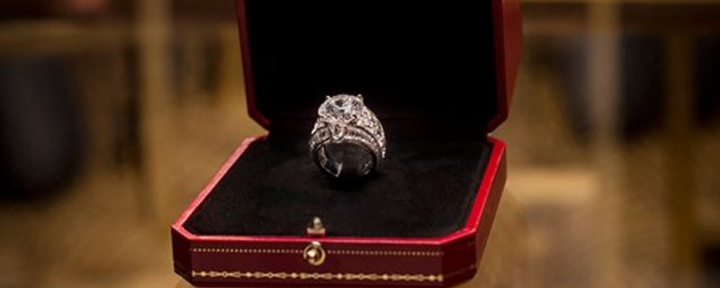 卡地亚怎么鉴别真假