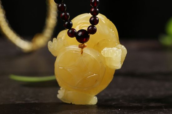 金蟾女性戴有什么讲究