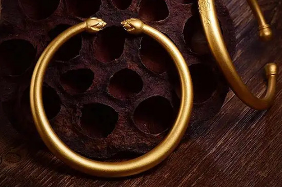 亚金和黄金有什么区别