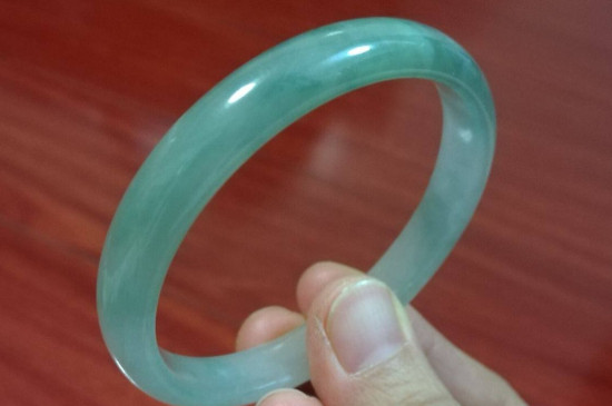 翡翠硬度高还是玉硬度高