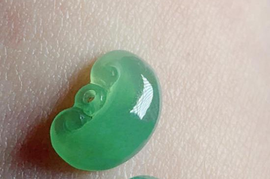 怎样辨别翡翠起胶