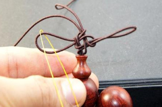 手链珠子怎么打结方法
