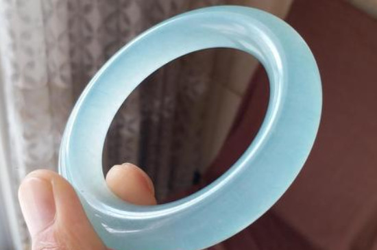 翡翠和碧玉的区别在哪?