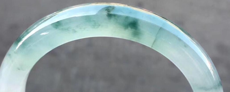 玉与翡翠的区别在哪