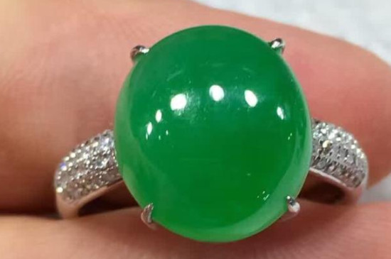 翡翠辣绿属于什么等级