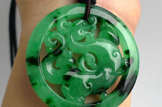 翡翠辣绿属于什么等级