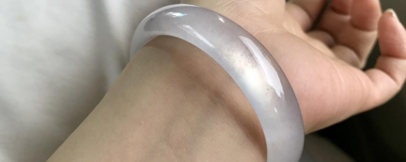 怎么区分水沫玉和翡翠