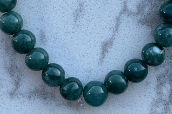 翡翠项链鉴别最简单方法