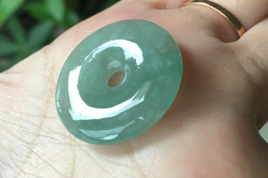 缅甸a货翡翠怎么鉴定