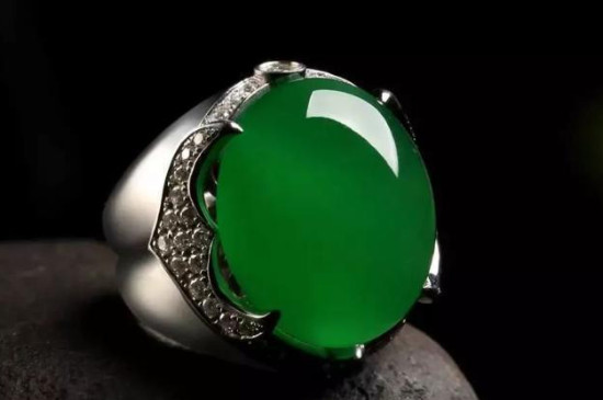 什么是新坑翡翠