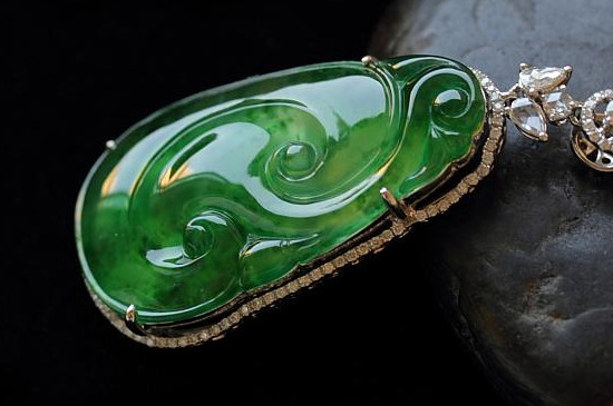 东陵玉和翡翠碧玉怎么区别