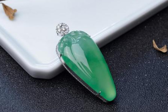 缅甸木那场口翡翠特点