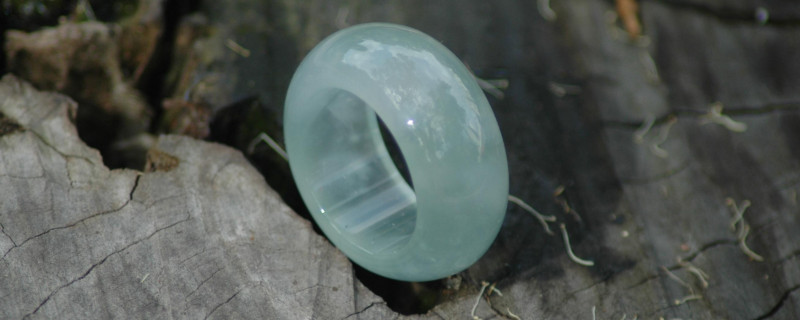 翡翠冰种糯种豆种区别