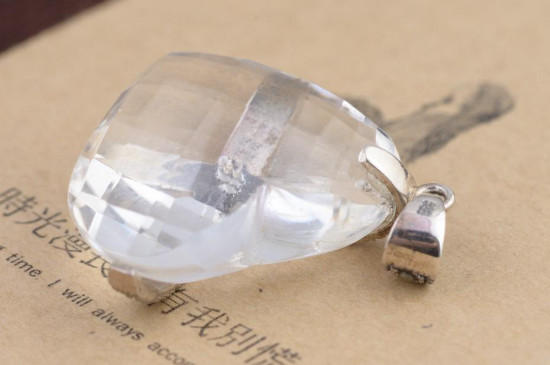 白阿塞水晶功效