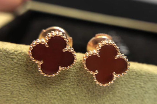 梵克雅宝四叶草的寓意和象征