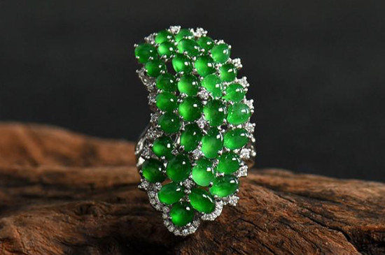 帝王绿翡翠出自哪个场口