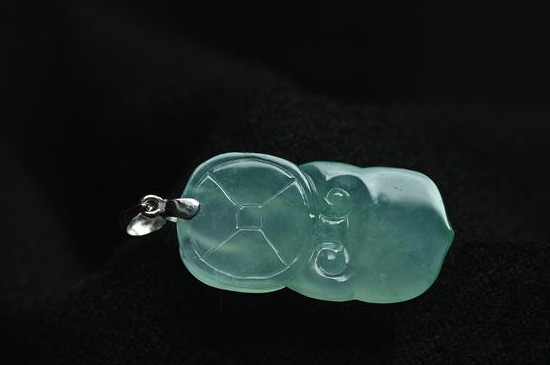 翡翠产地哪里最好，缅甸翡翠举世闻名