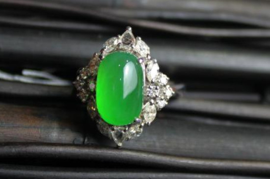 翡翠产地哪里最好，缅甸翡翠举世闻名