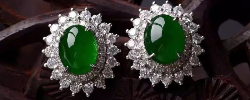 如何辨识翡翠真假