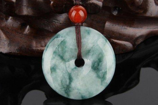 翡翠最简单的鉴定方法