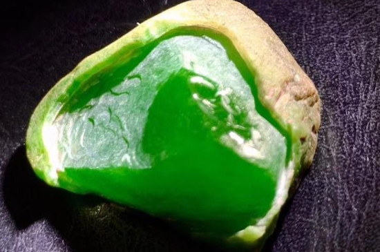 翡翠原石如何自己打磨