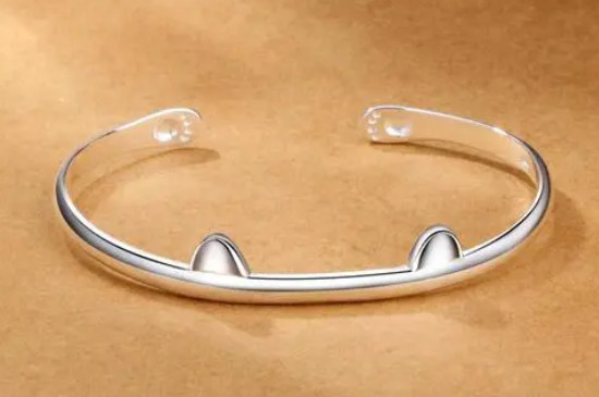 银发黑了怎么办