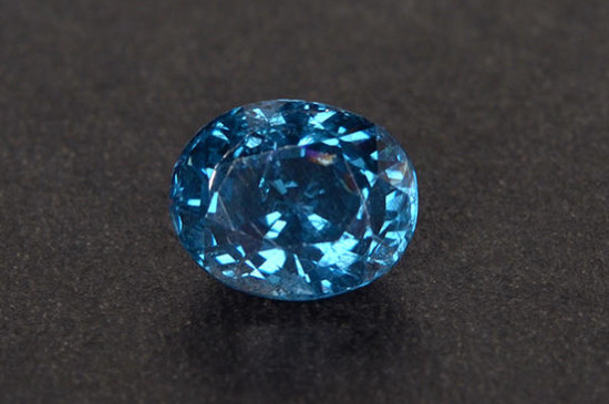 尖晶石是什么石头