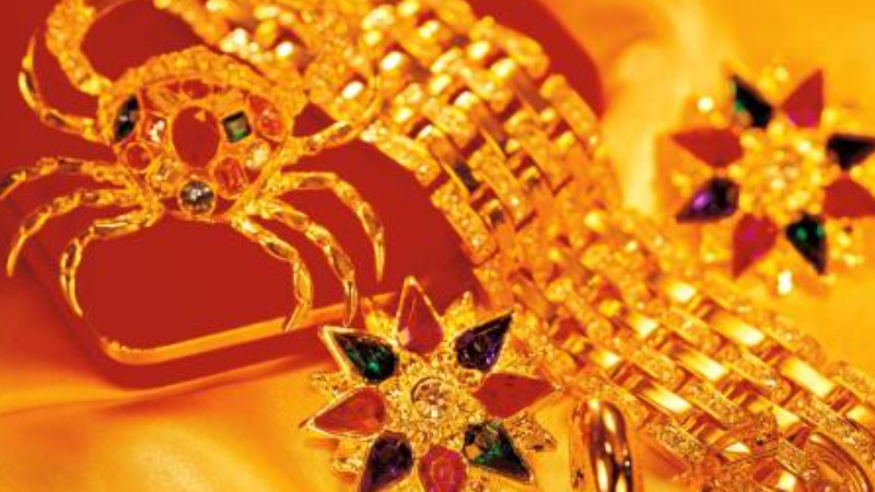 黄金的颜色越黄越纯吗