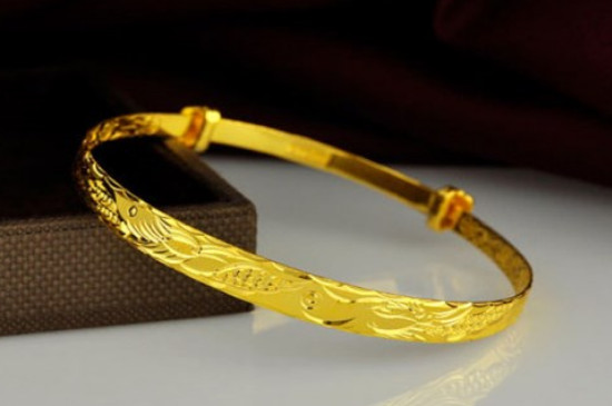 一个金手镯大概多少克黄金