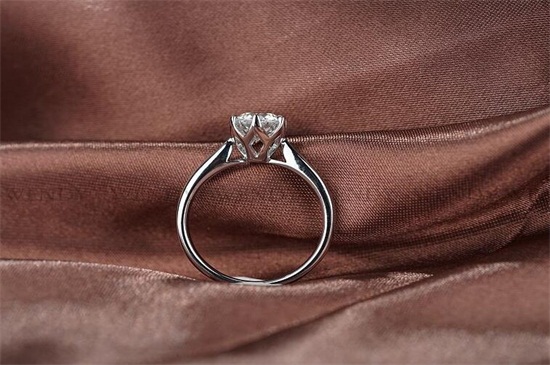 dr钻戒只能买一次吗