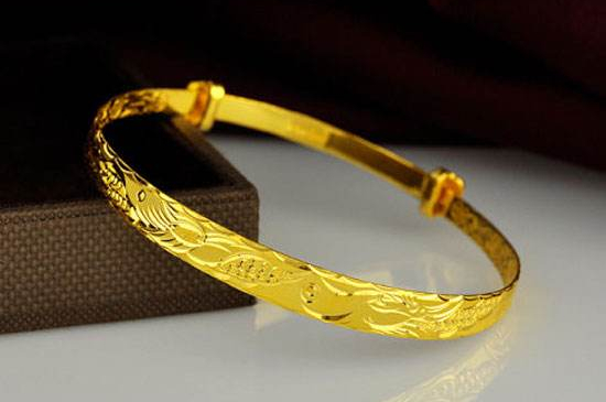 黄金怎么清洗会更亮