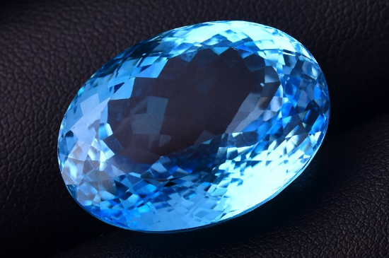 托帕石肉眼如何鉴别