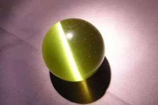 猫眼石和翡翠哪个值钱