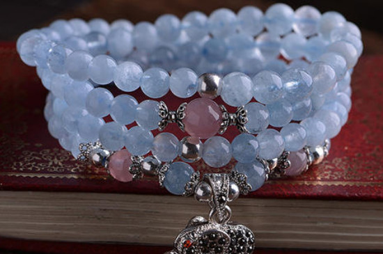 蓝水晶手链的功效与作用