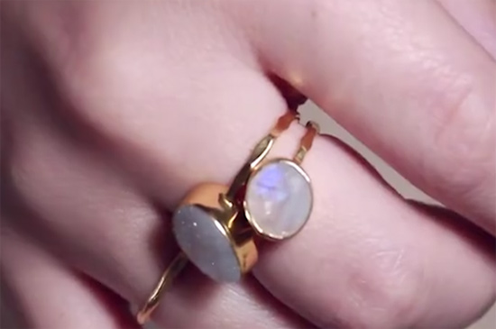 女人戴黄金的好处