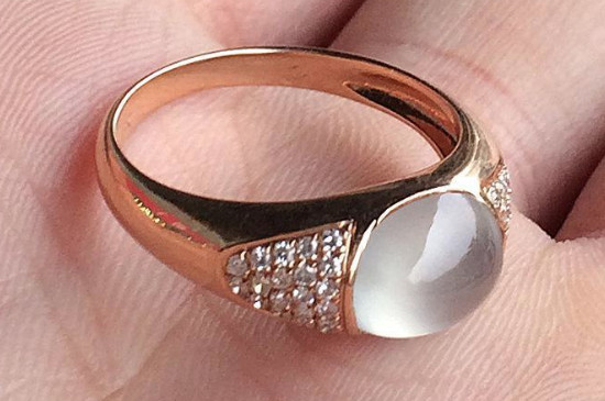 18k玫瑰金和18k黄金有什么区别